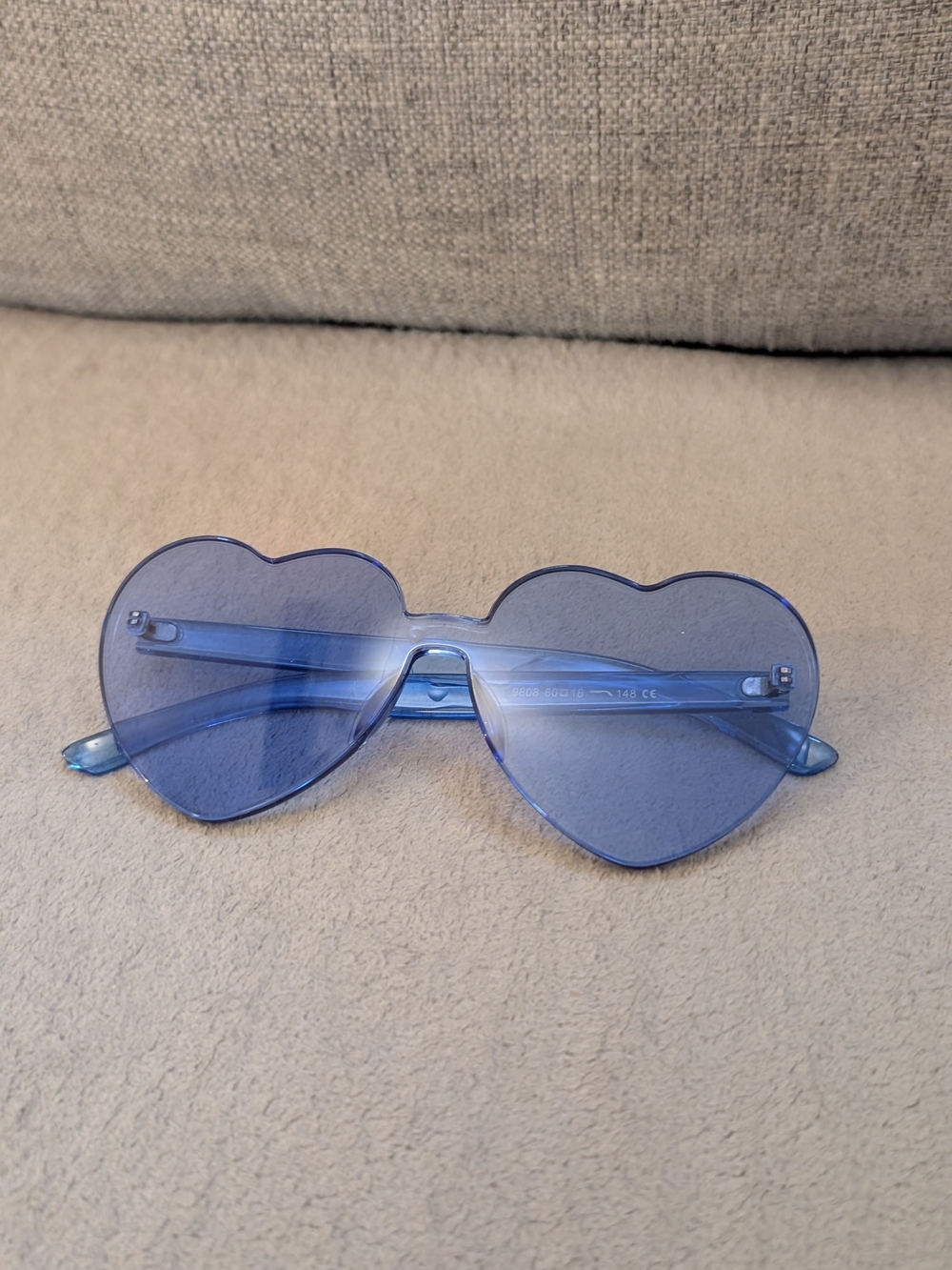 Blue Heart-Shaped Fashion Sunglasses